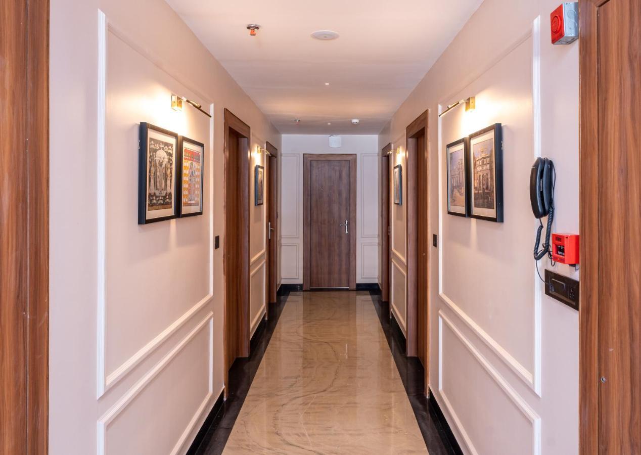 Raghunandan Palace - A Premier Boutique Stay, City Center & 500 Meters From City Railway Station Удайпур Экстерьер фото