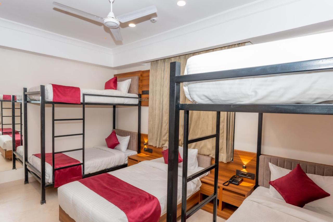 Raghunandan Palace - A Premier Boutique Stay, City Center & 500 Meters From City Railway Station Удайпур Экстерьер фото